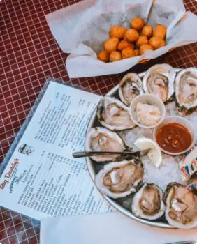 oysters on ice