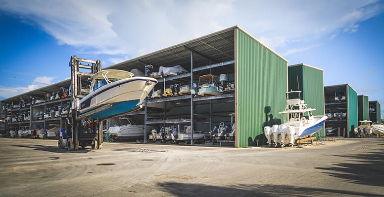 Dry, covered storage facility