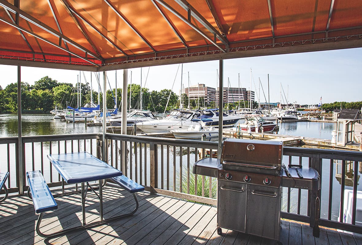 Grill and eating area