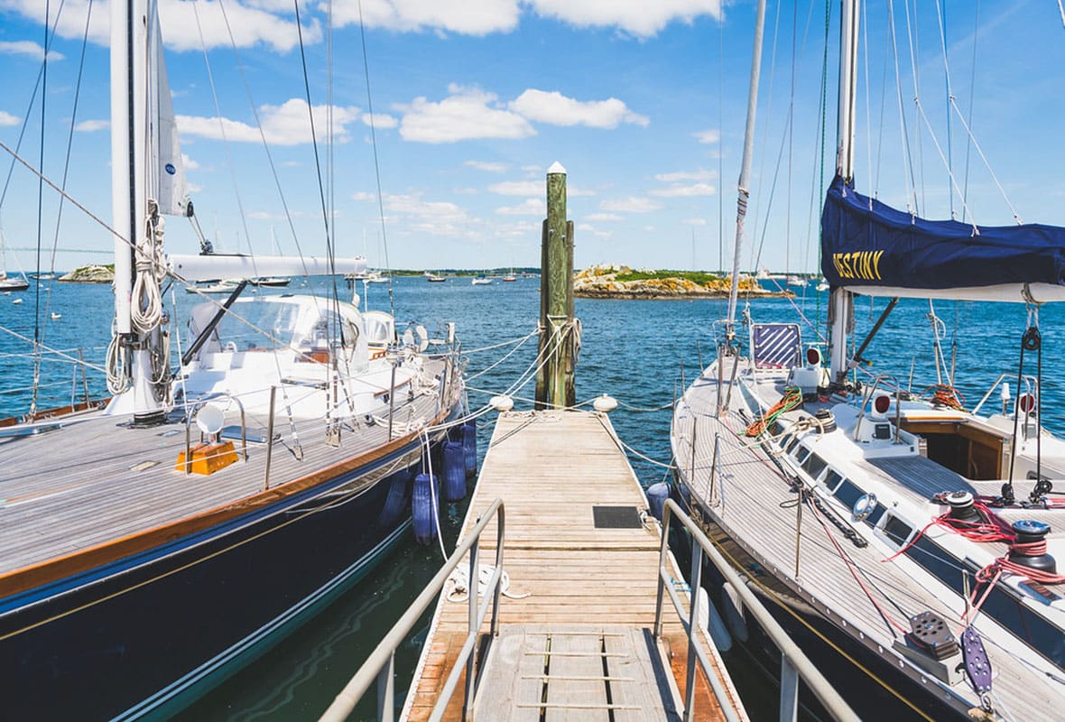 safe harbor jamestown boatyard