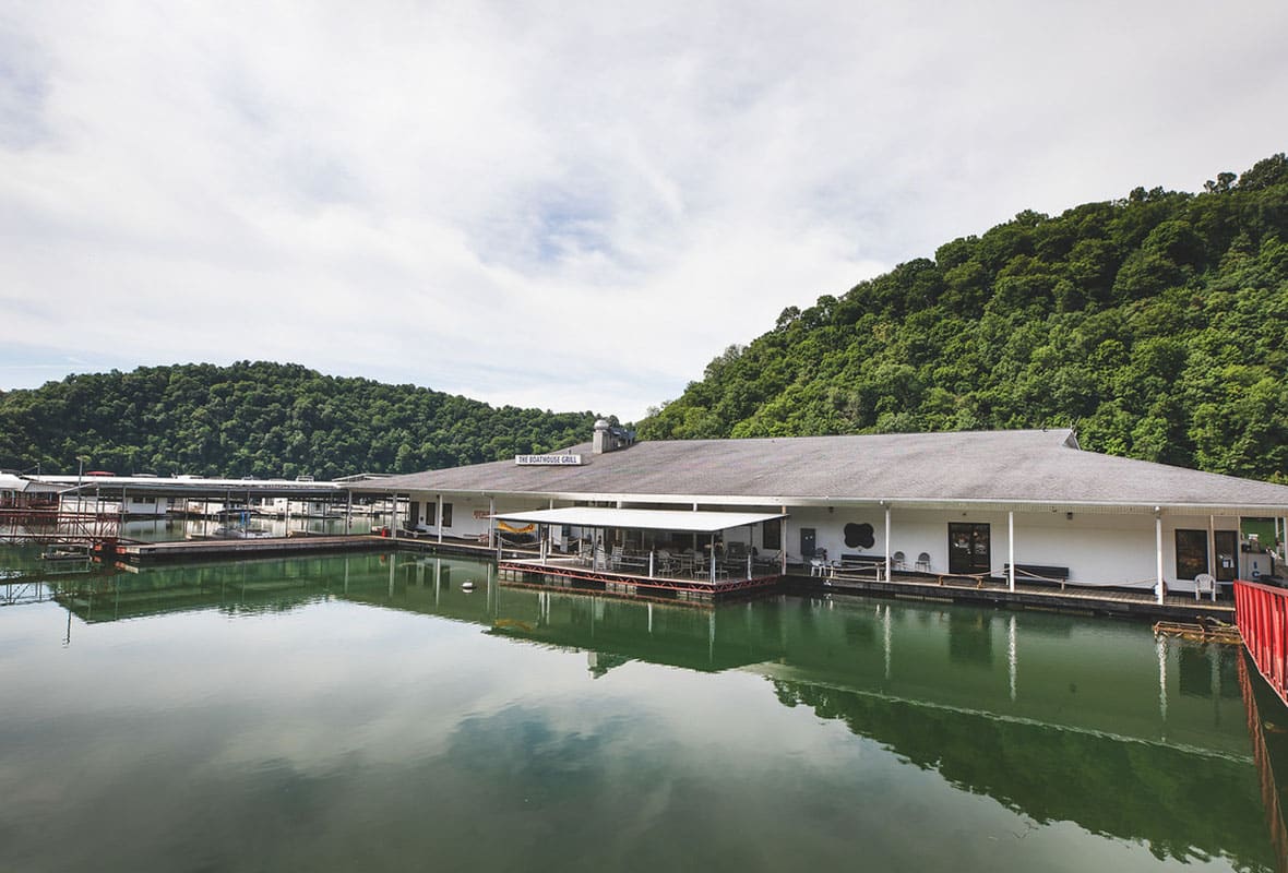 safe harbor wisdom dock cafe