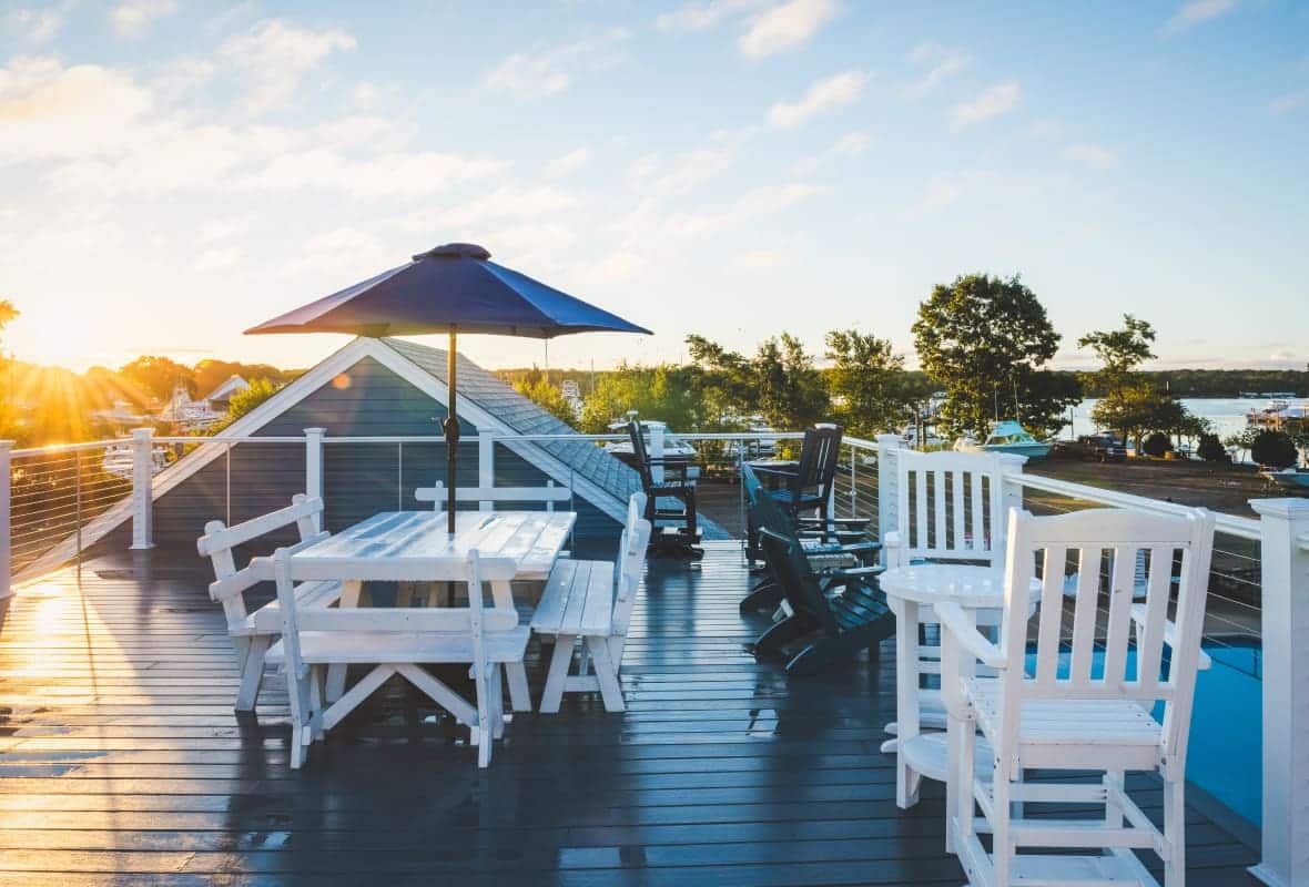 white chairs and white picnic bench