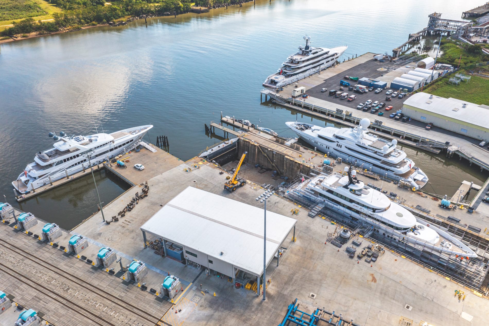 aerial view of savannah yacht center
