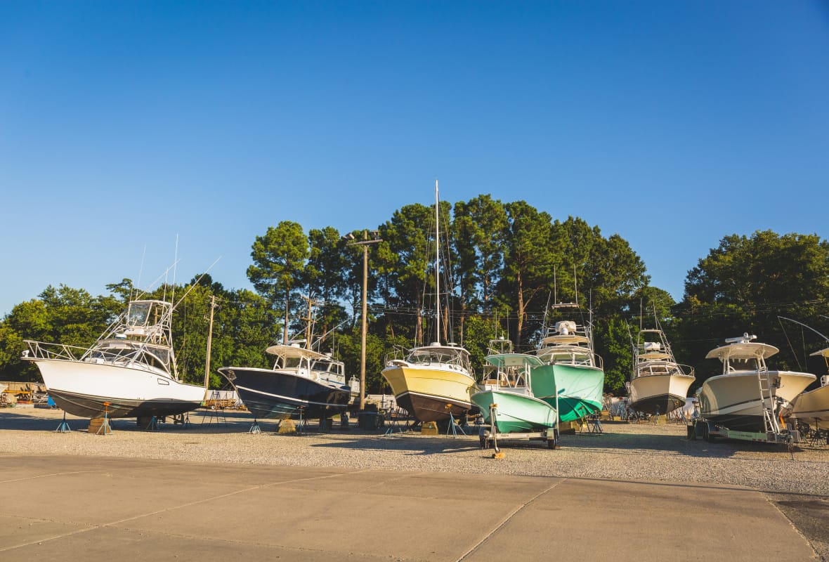 pictures of boats out of the water